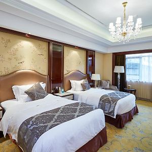 Comfort Twin Room